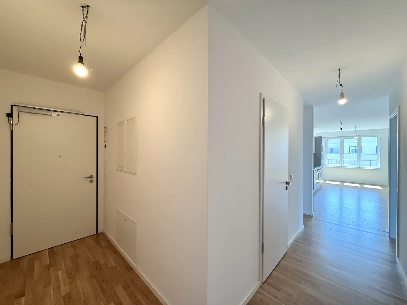 2 Zimmer Wohnung mit 65 m² in Berlin – Bild 2