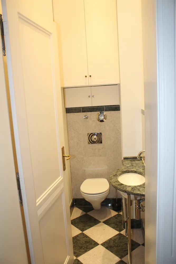 10 Zimmer Wohnung mit 320 m² in Frankfurt am Main – Bild 10