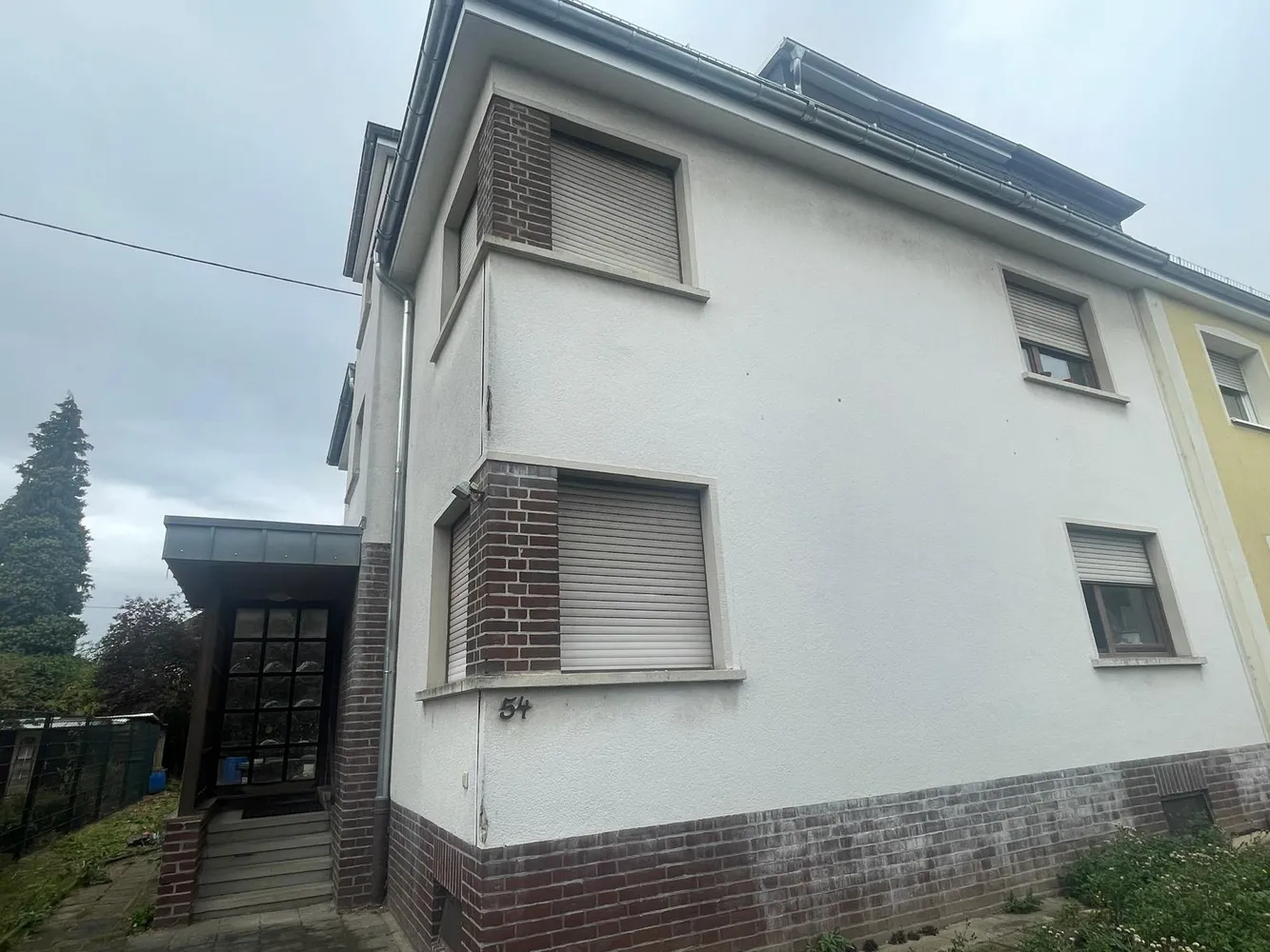550 Zimmer Wohnung mit 15 m² in Frankfurt am Main – Bild 1