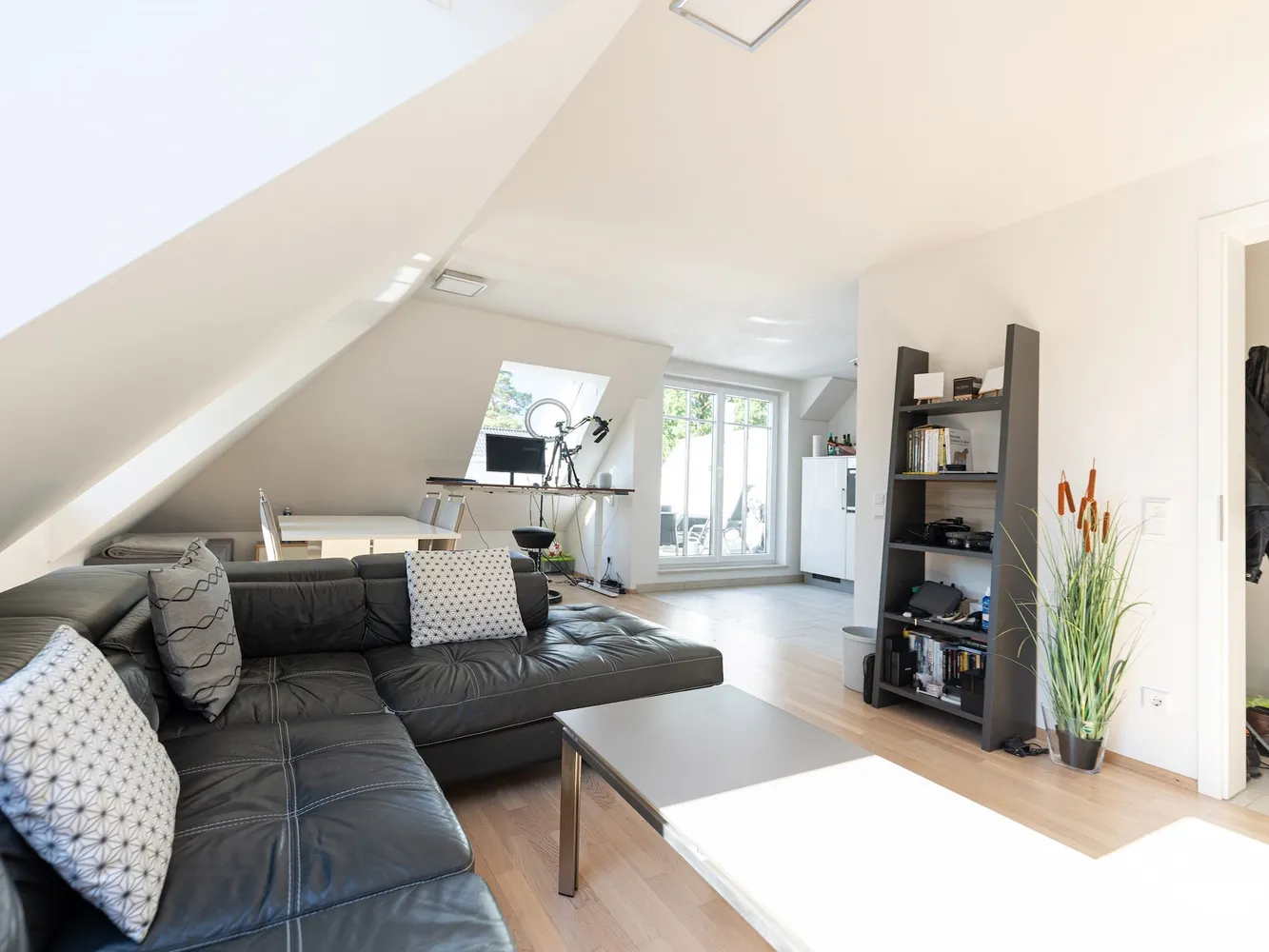 2 Zimmer Wohnung mit 62 m² in München – Bild 3