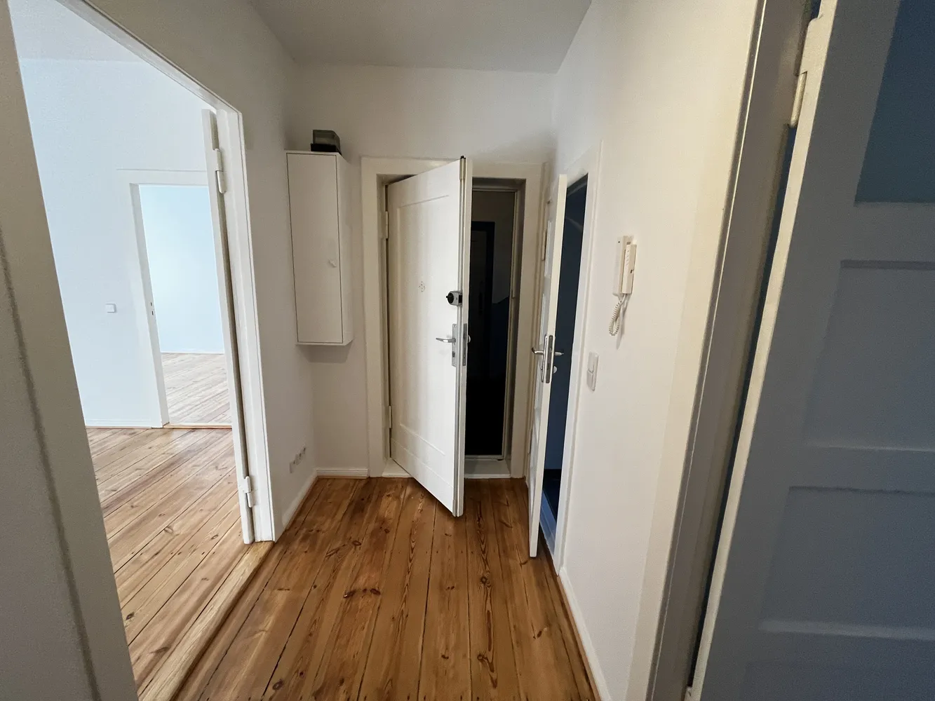 2 room apartment with 59 m² in Berlin – Photo 8