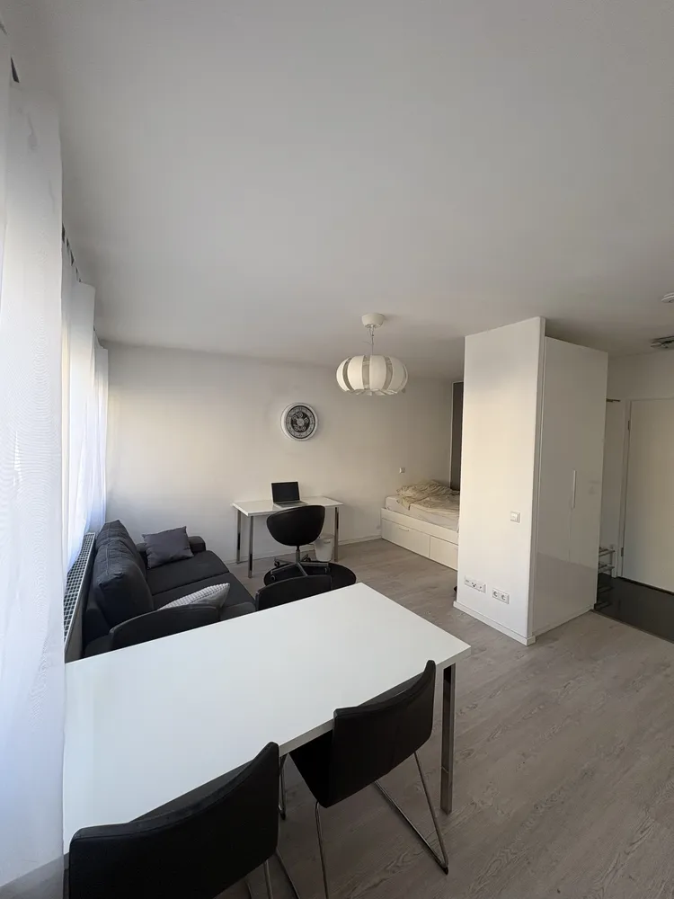 2 Zimmer Wohnung mit 29 m² in Stuttgart – Bild 2