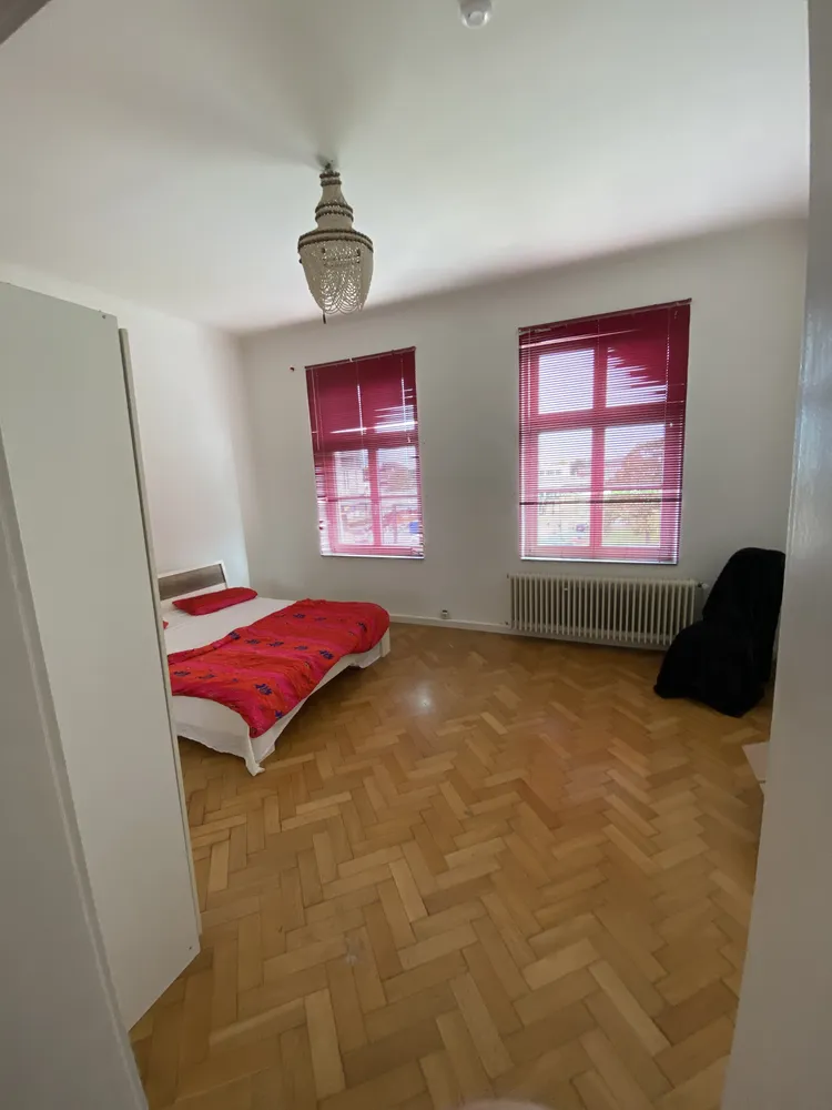 4 Zimmer Wohnung mit 140 m² in Hannover – Bild 7