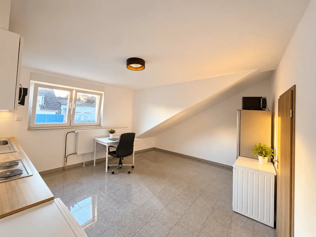 1 Zimmer Wohnung mit 80 m² in Karlsruhe – Bild 4