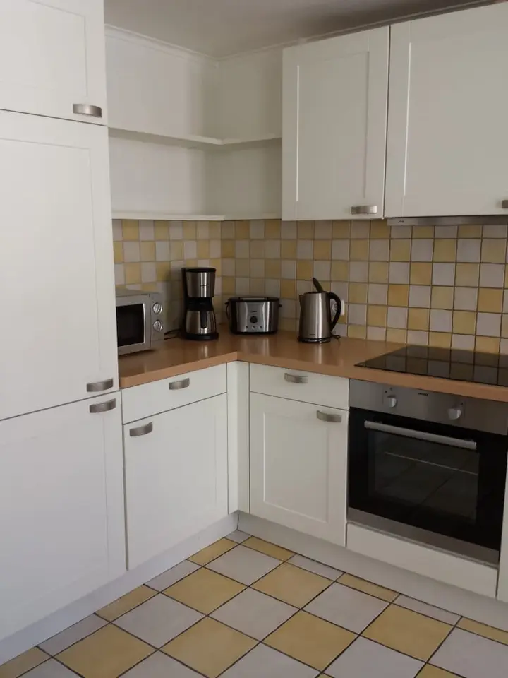 4 Zimmer Wohnung mit 100 m² in Lübeck – Bild 7