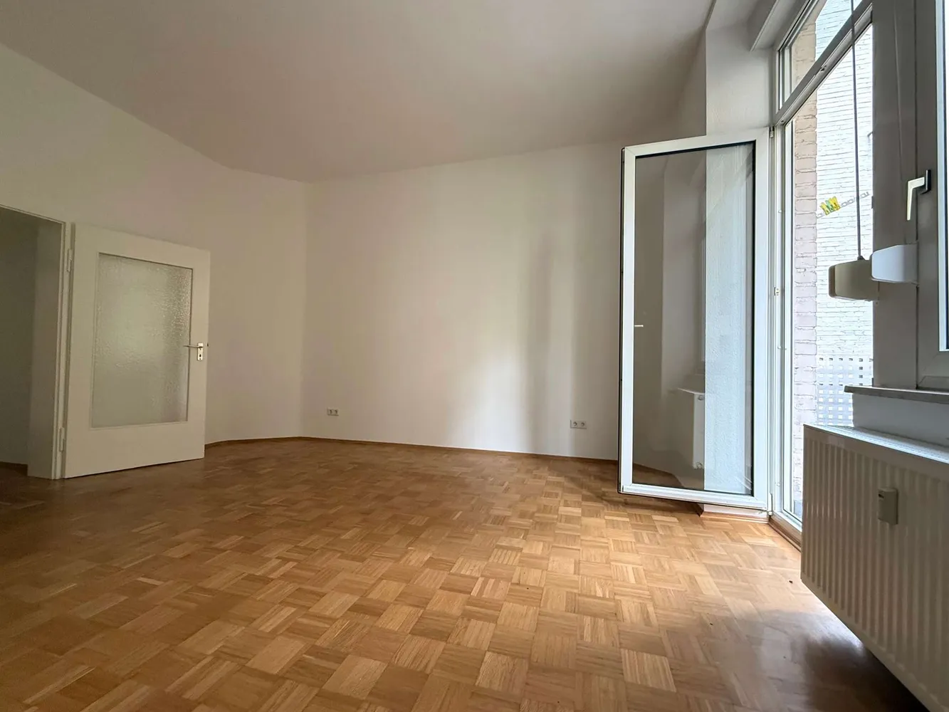 2 Zimmer Wohnung mit 70 m² in Mannheim – Bild 2