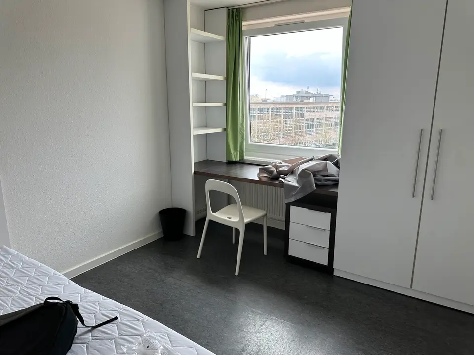 WG-Zimmer mit 13 m² in Frankfurt am Main – Bild 2