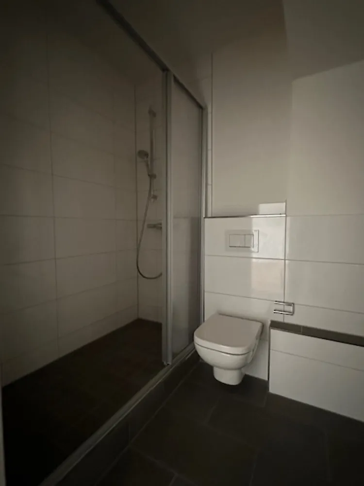 2 Zimmer Wohnung mit 65 m² in Krefeld – Bild 4
