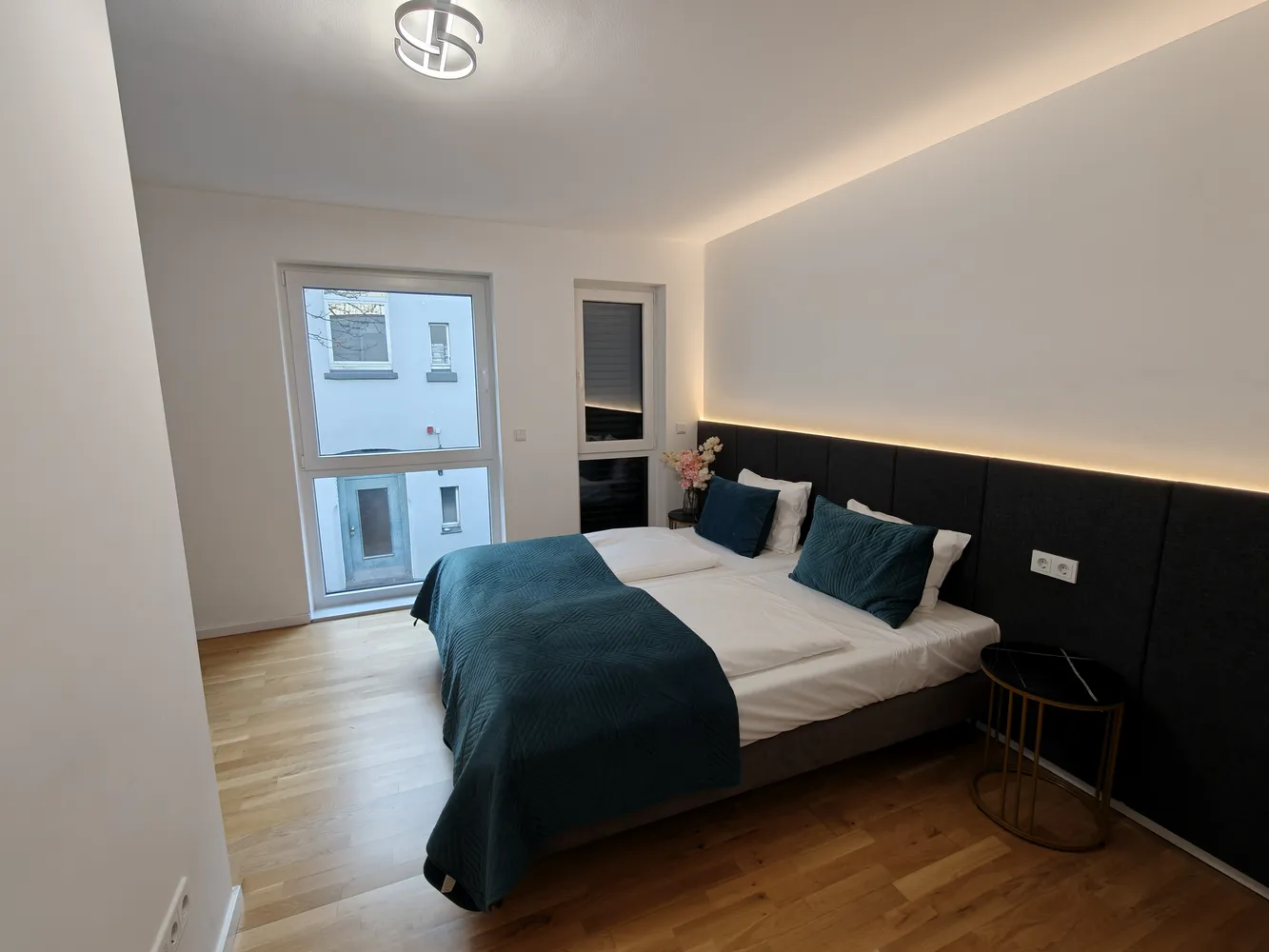 4 Zimmer Wohnung mit 125 m² in Düsseldorf – Bild 8