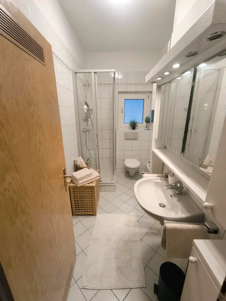 WG-Zimmer mit 70 m² in Düsseldorf – Bild 8