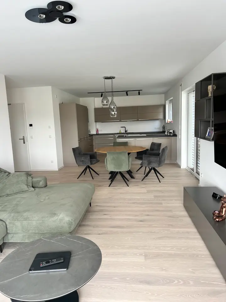 4 Zimmer Wohnung mit 180 m² in Jena – Bild 8