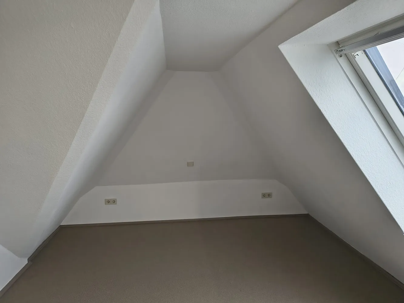 2 Zimmer Wohnung mit 65 m² in Köln – Bild 9