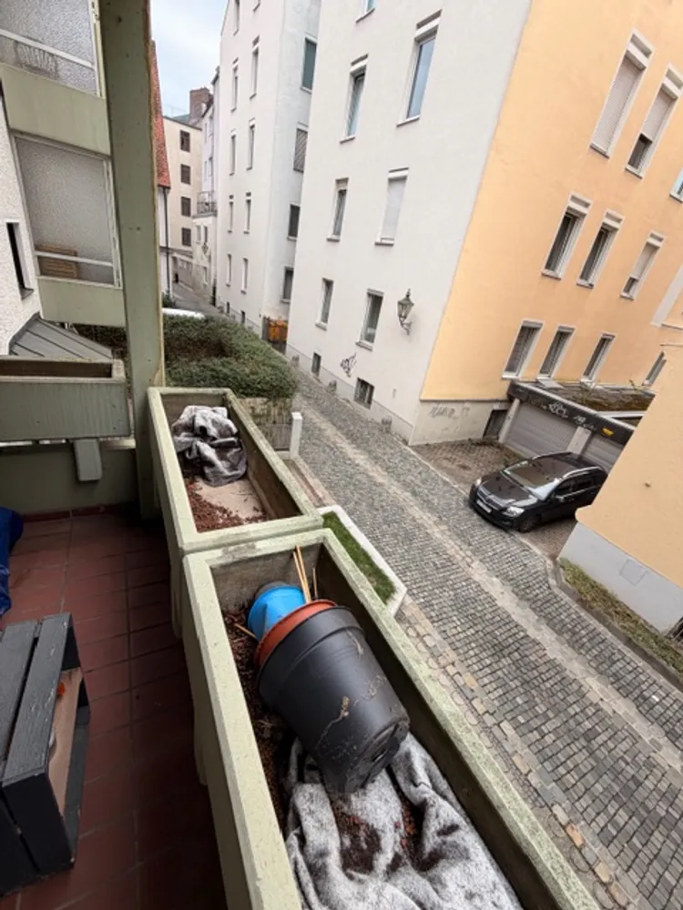 4 Zimmer Wohnung mit 95 m² in Augsburg – Bild 2