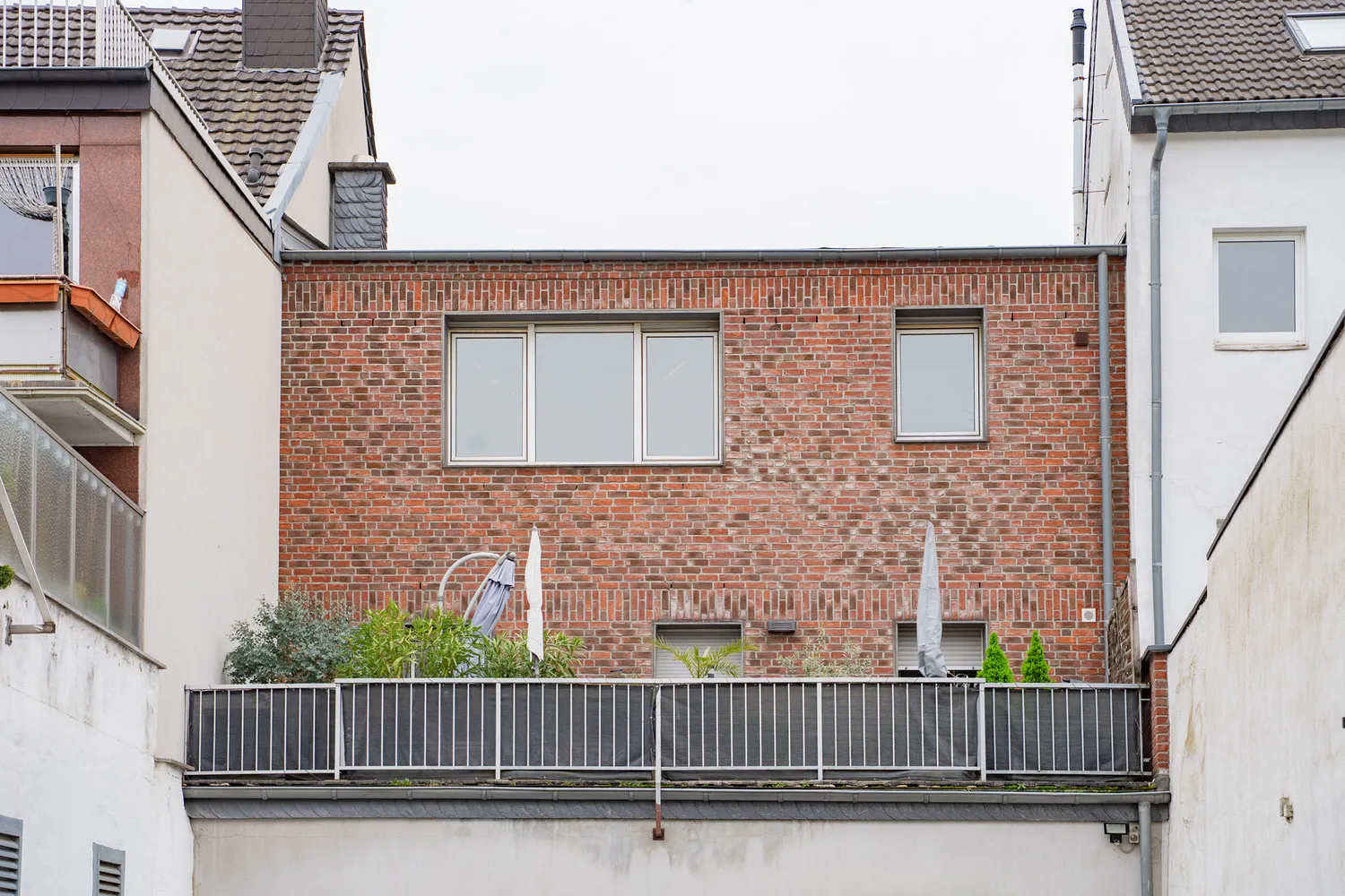 4 Zimmer Wohnung mit 69 m² in Krefeld – Bild 2