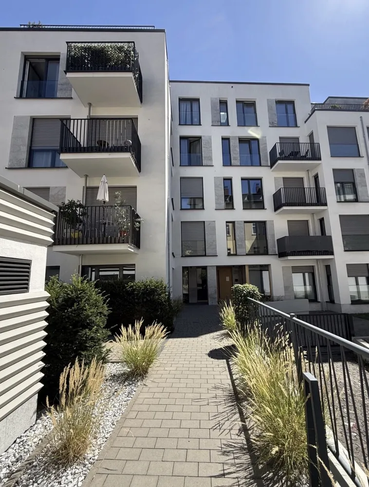 2 Zimmer Wohnung mit 68 m² in Frankfurt am Main – Bild 1
