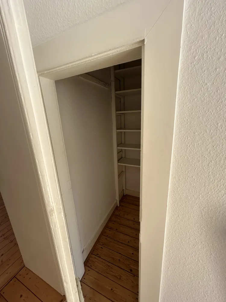2 Zimmer Wohnung mit 73 m² in Düsseldorf – Bild 3