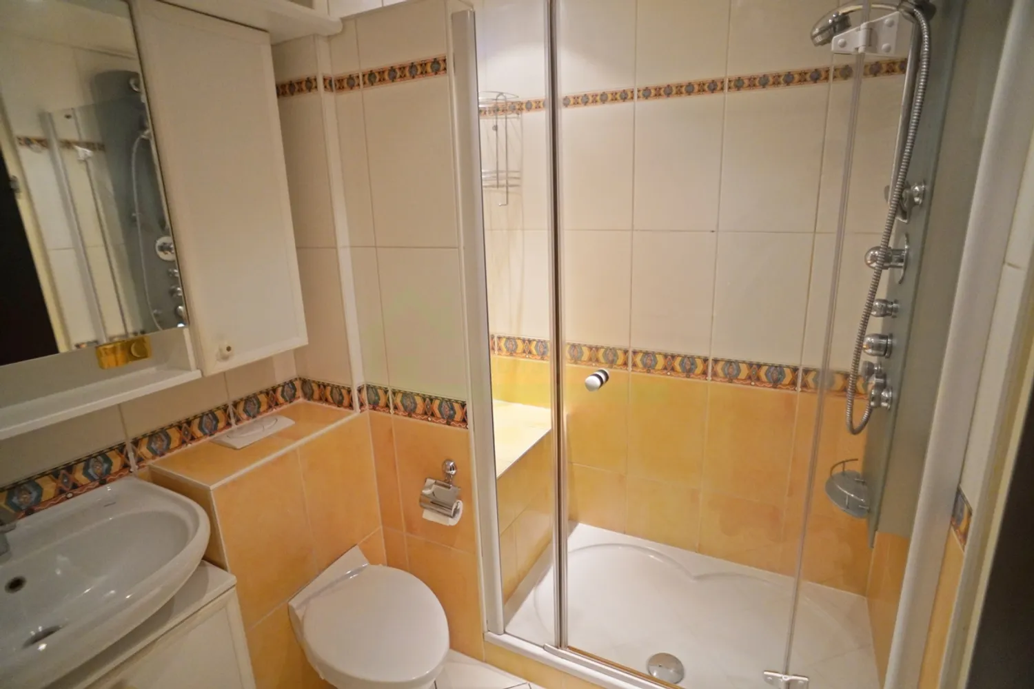 3 Zimmer Wohnung mit 94 m² in Wiesbaden – Bild 8