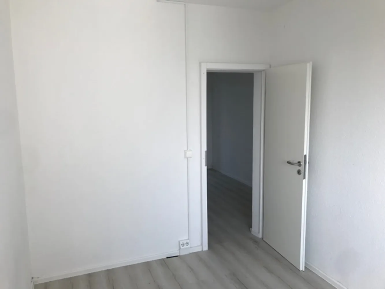 4 Zimmer Wohnung mit 66 m² in Halle (Saale) – Bild 2