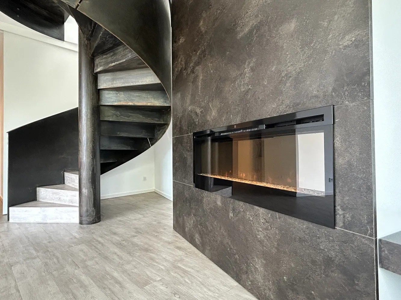 5 Zimmer Wohnung mit 125 m² in München – Bild 1