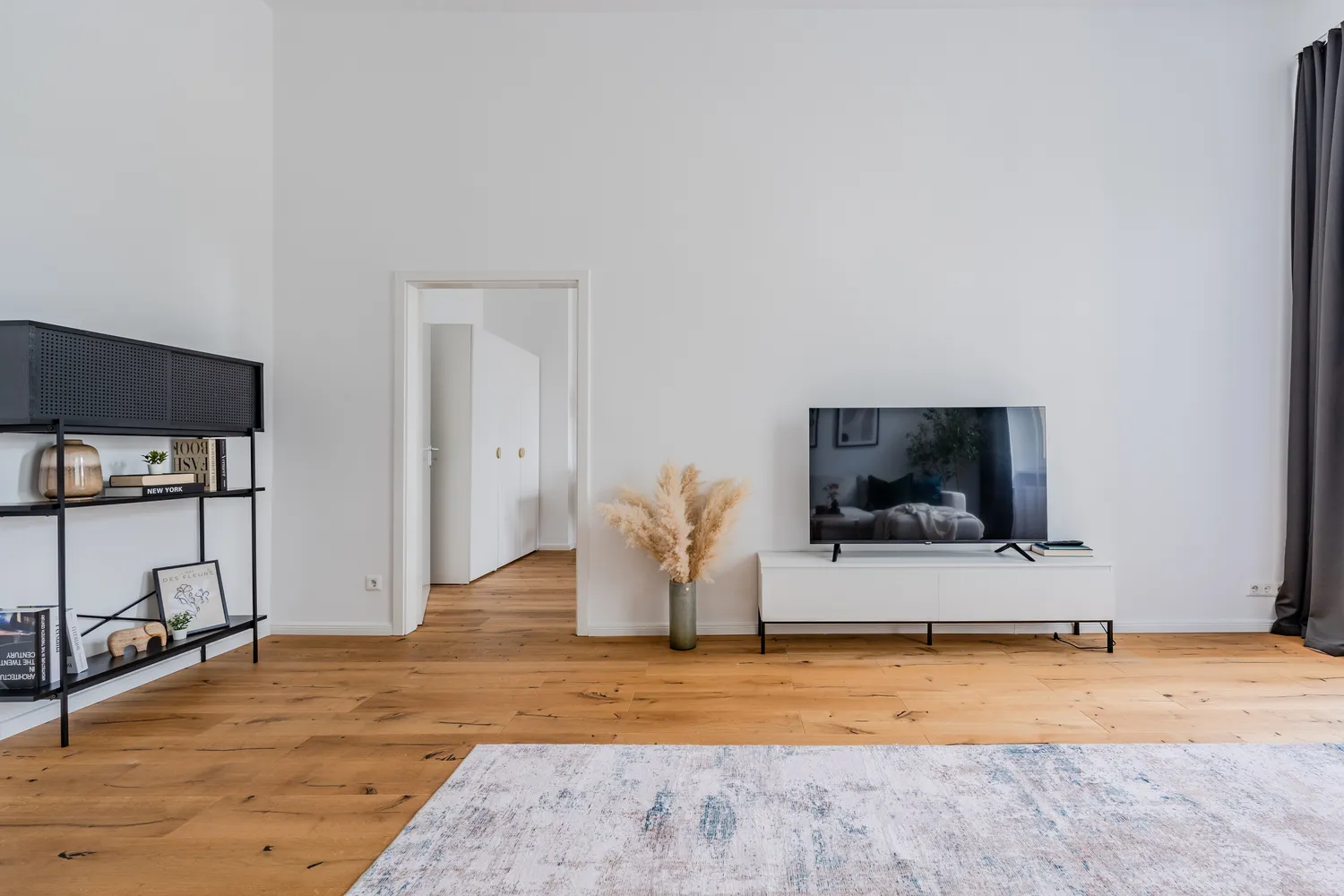 2 room apartment with 64 m² in Berlin – Photo 10