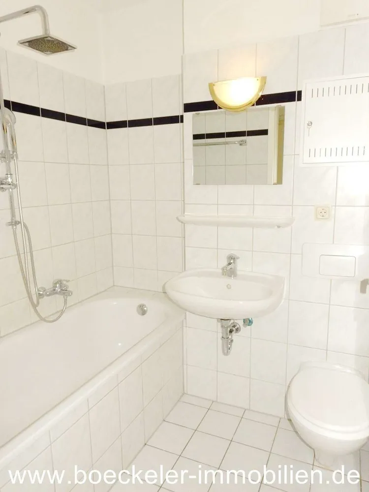 3 Zimmer Wohnung mit 67 m² in Naumburg (Saale) – Bild 3