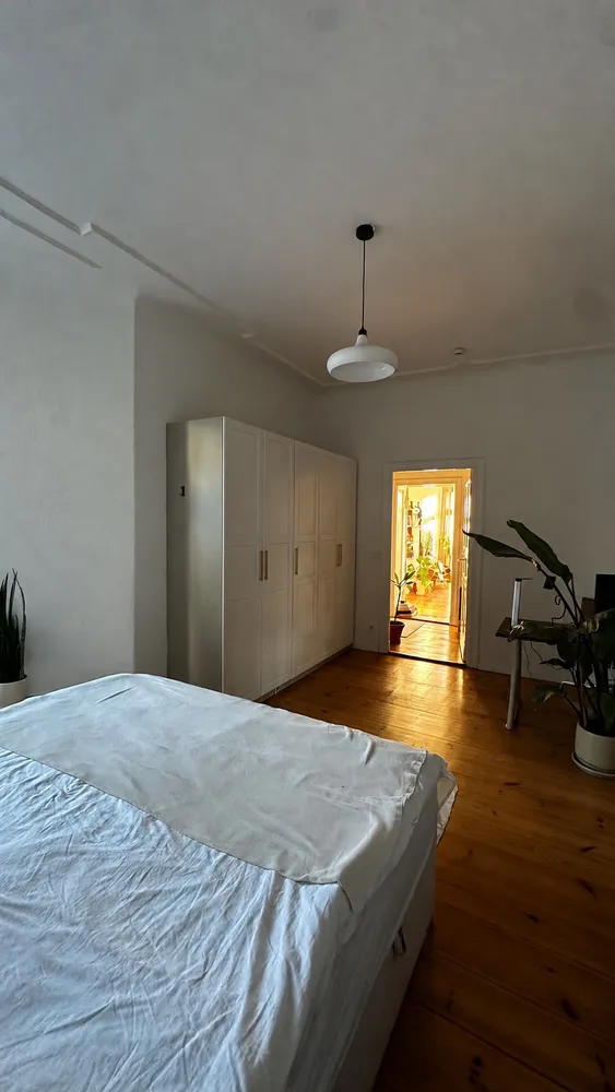 2 Zimmer Wohnung mit 72 m² in Berlin – Bild 1