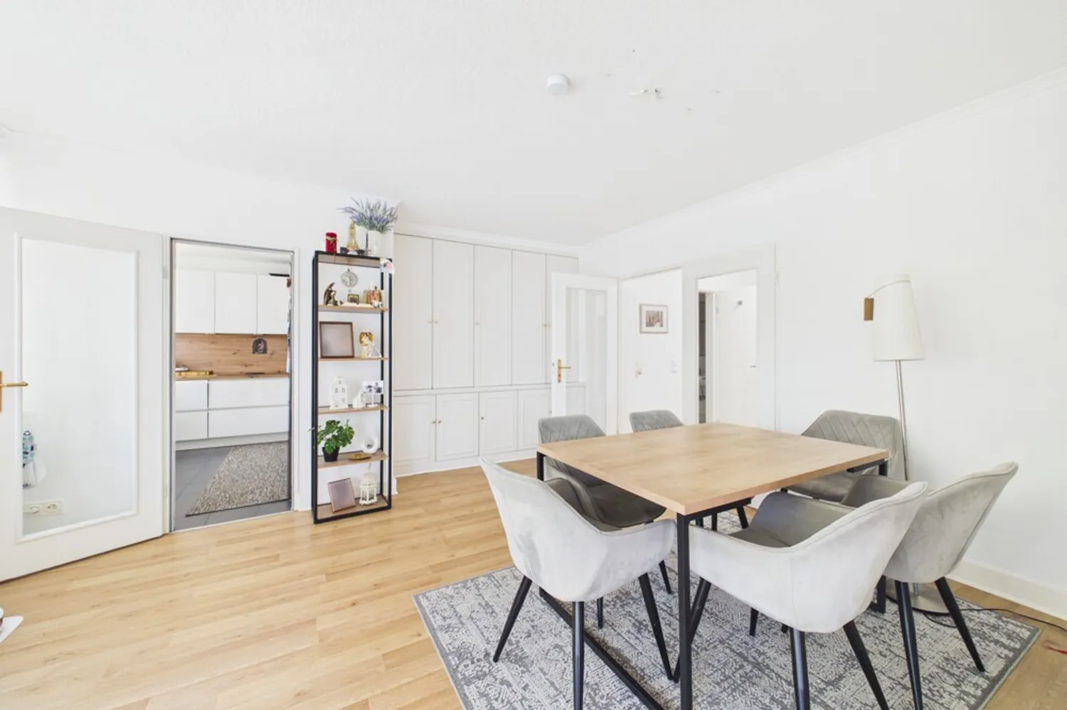 5 Zimmer Wohnung mit 138 m² in Düsseldorf – Bild 5