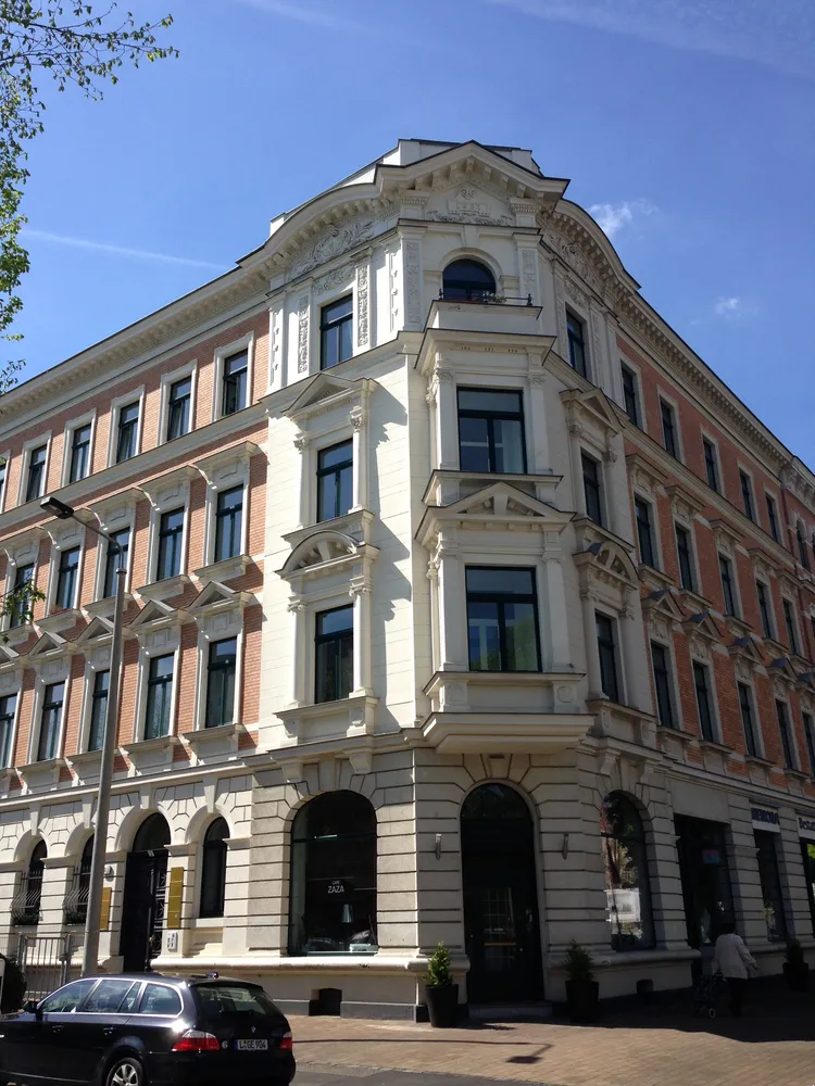4 Zimmer Wohnung mit 100 m² in Leipzig – Bild 1