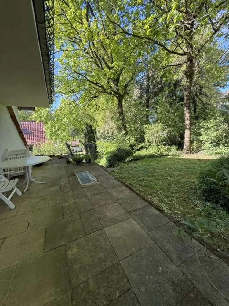 3 Zimmer Wohnung mit 118 m² in Wiesbaden – Bild 7