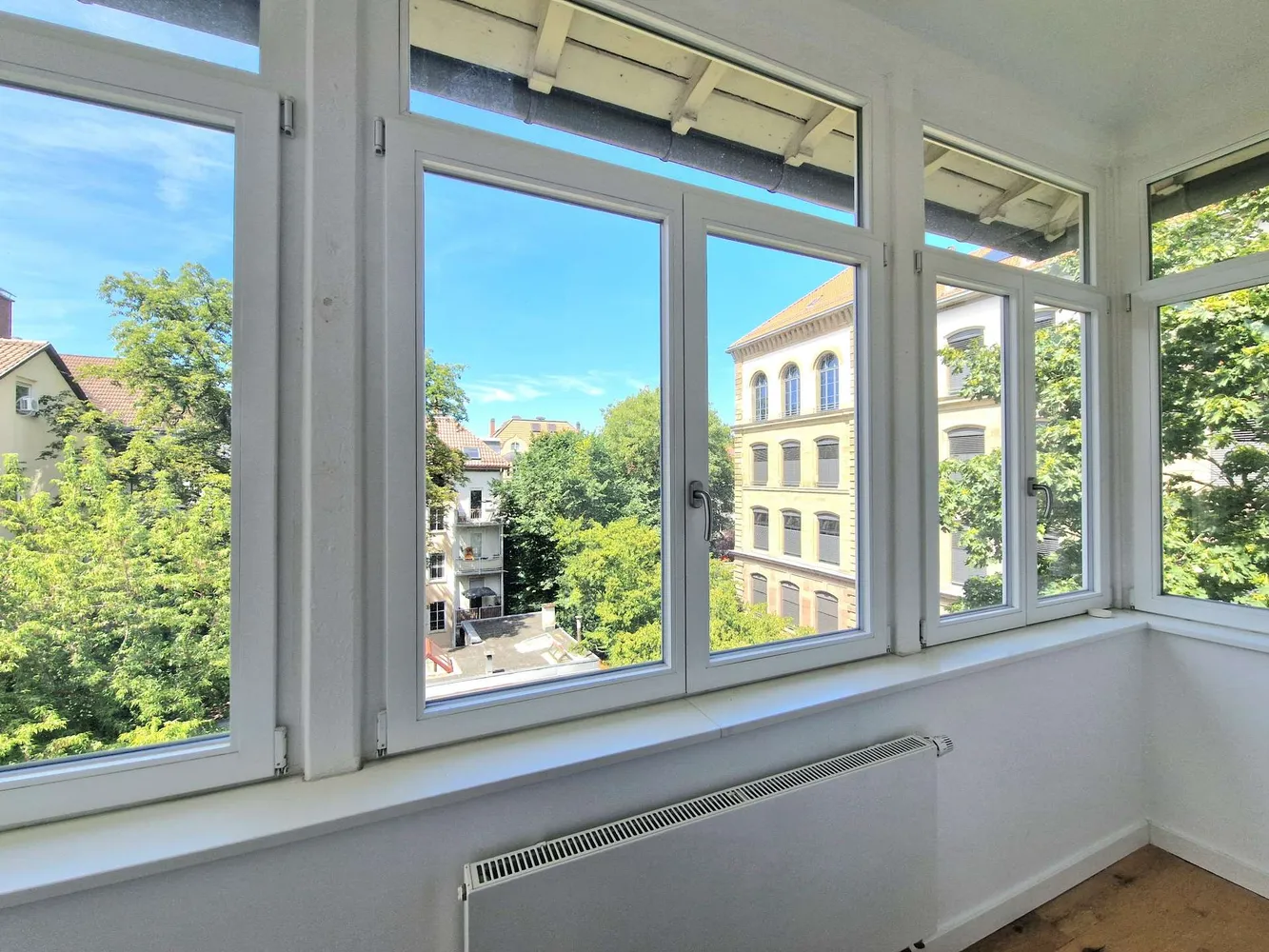 3 room apartment with 90 m² in Stuttgart – Photo 2