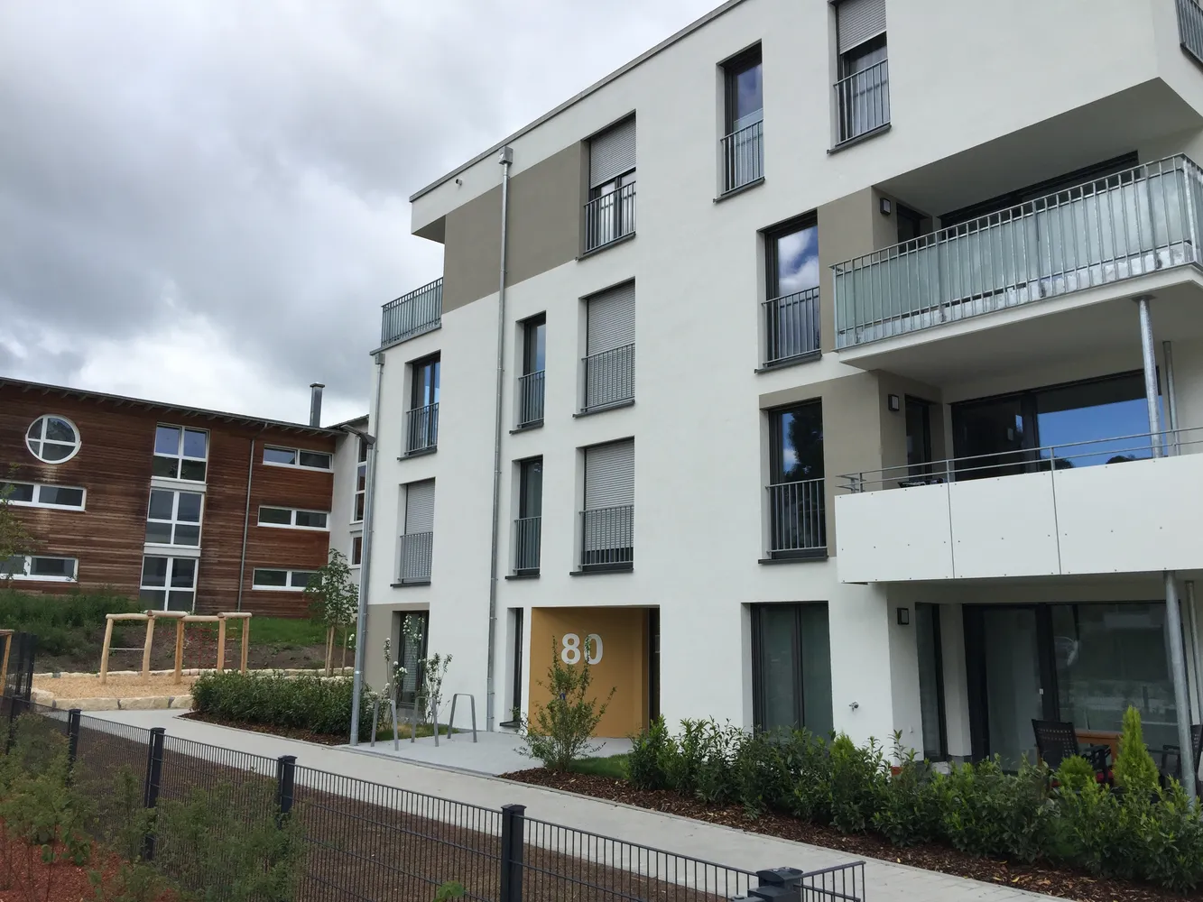 4 Zimmer Wohnung mit 97 m² in Leonberg – Bild 1