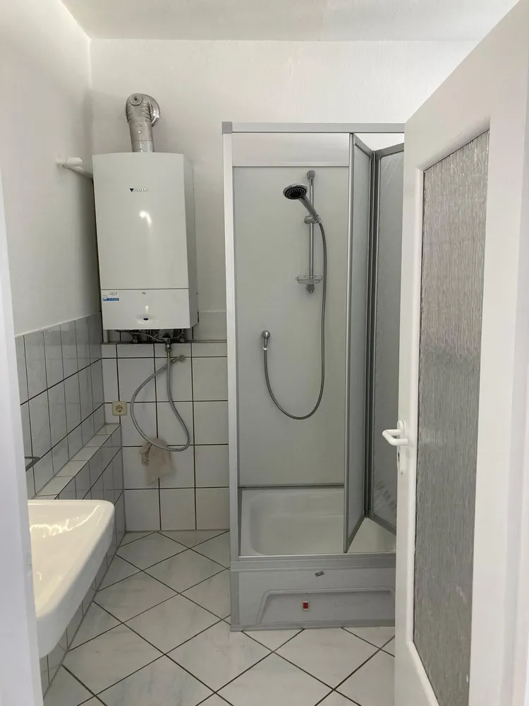 3 Zimmer Wohnung mit 60 m² in Karlsruhe – Bild 4