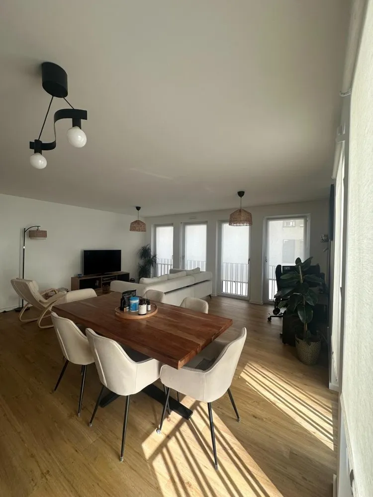 2 Zimmer Wohnung mit 70 m² in Frankfurt am Main – Bild 3