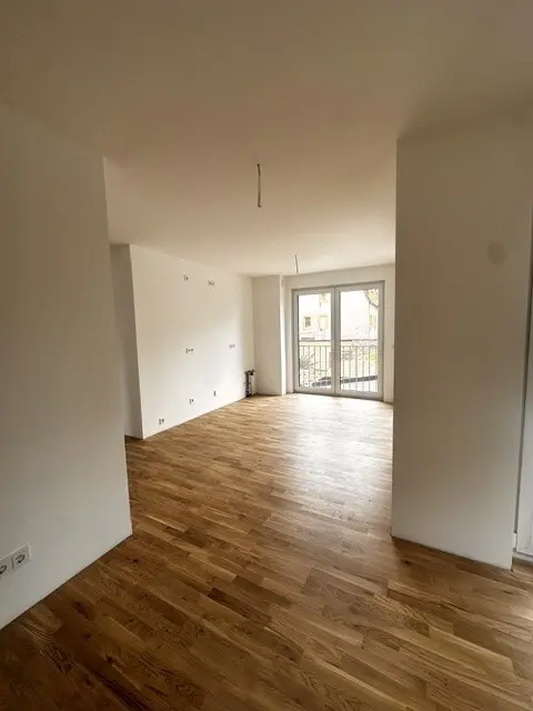 4 Zimmer Wohnung mit 99 m² in Dresden – Bild 1