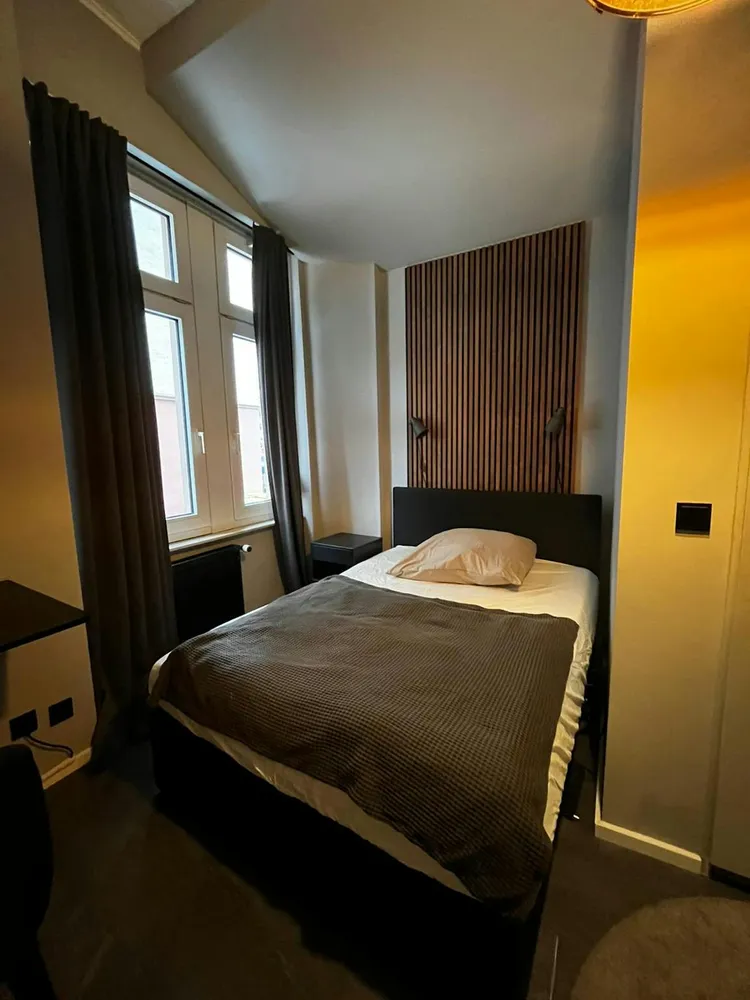 WG-Zimmer mit 12 m² in Frankfurt am Main – Bild 1
