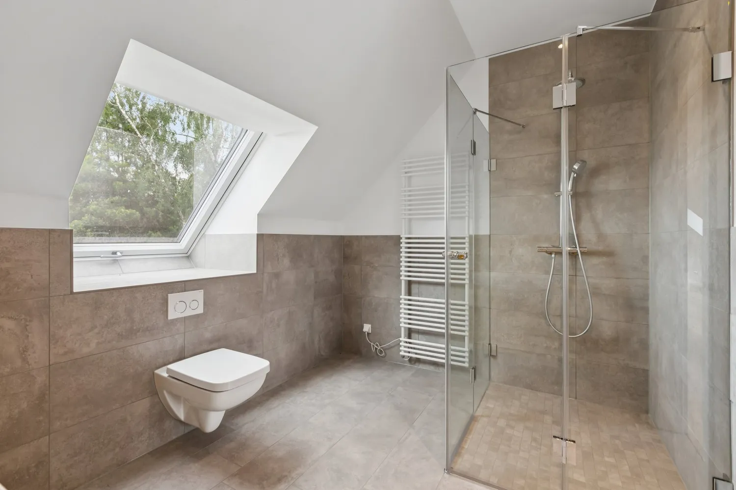 4 Zimmer Wohnung mit 195 m² in Ratingen – Bild 5