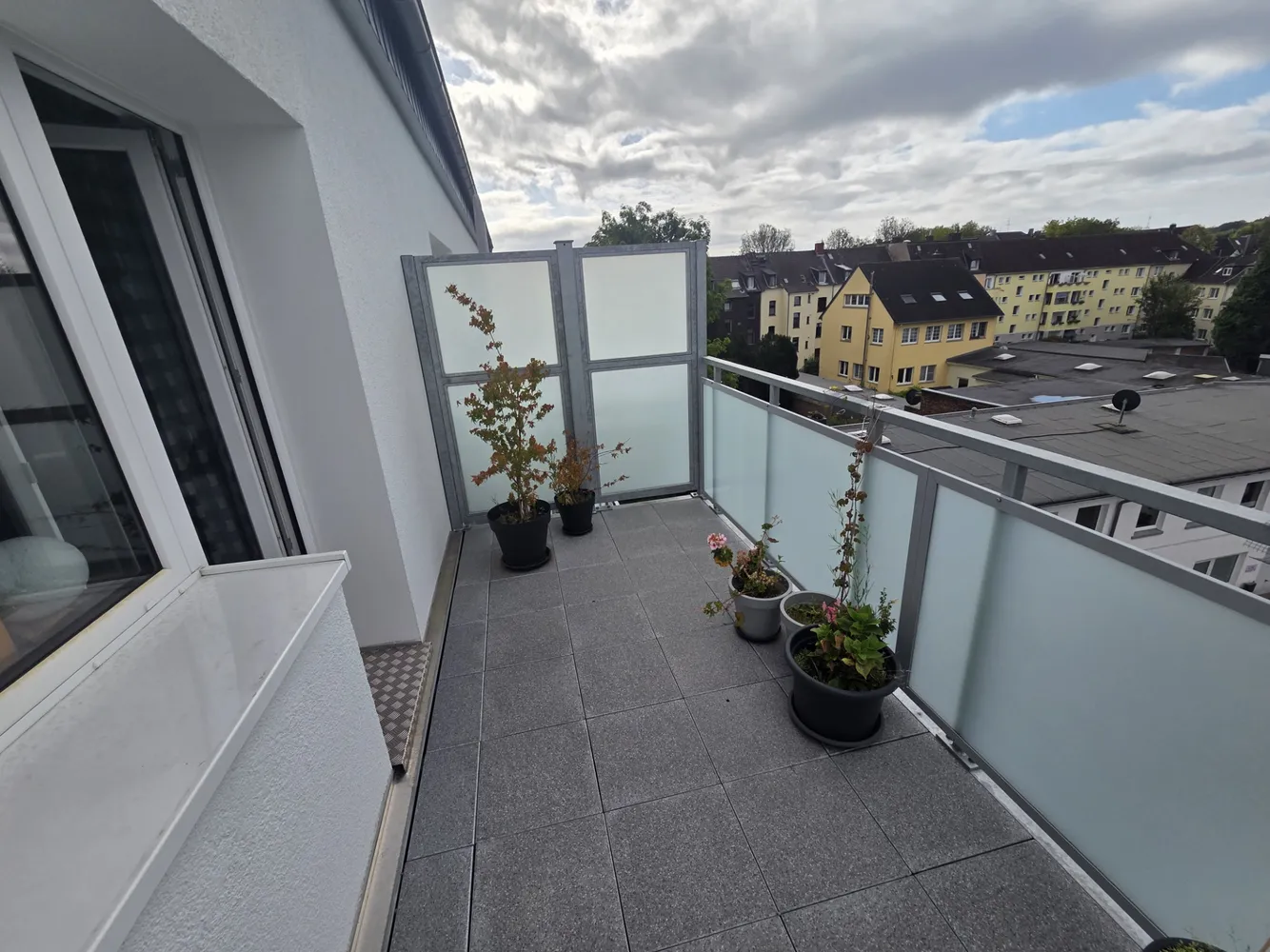 3 room apartment with 108 m² in Essen – Photo 3