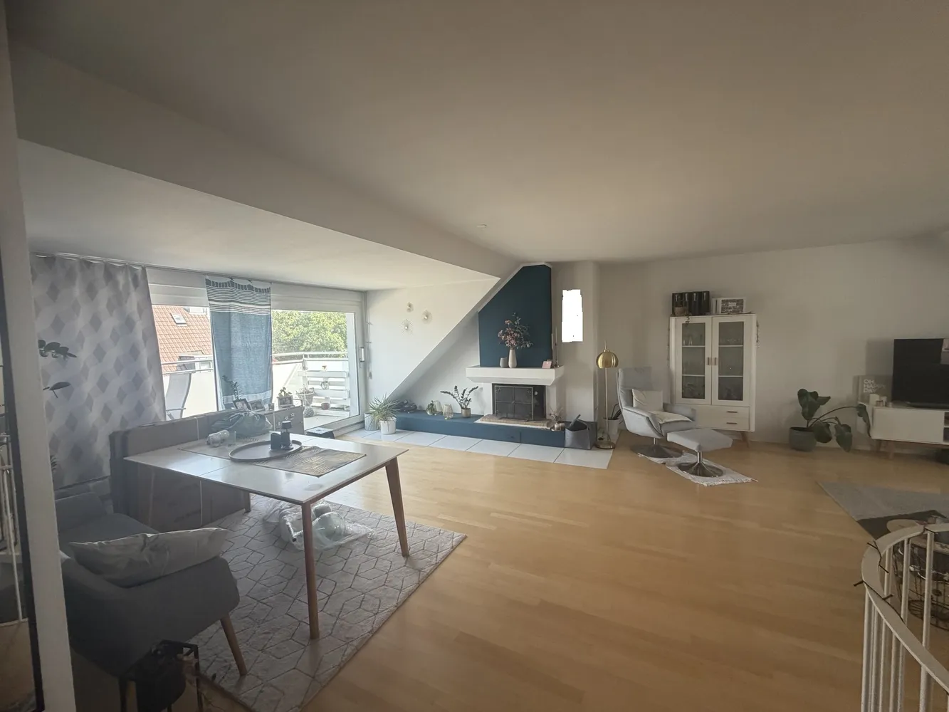 3 Zimmer Wohnung mit 125 m² in Köln – Bild 1