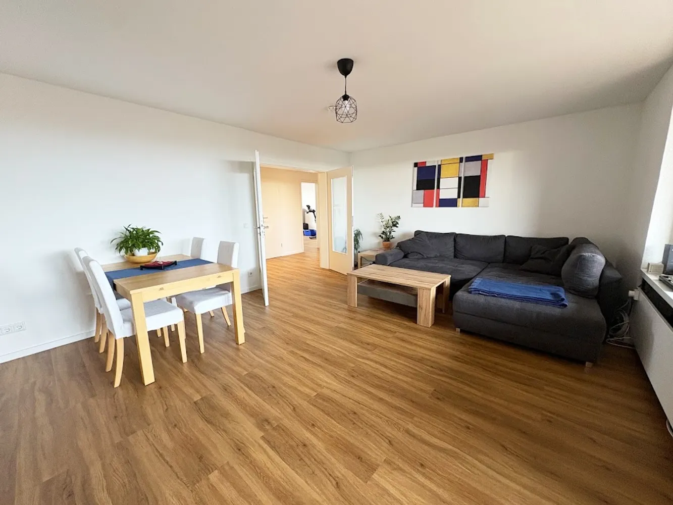 3 Zimmer Wohnung mit 94 m² in Köln – Bild 2