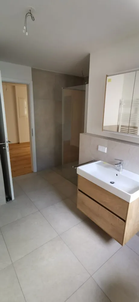 3 Zimmer Wohnung mit 93 m² in München – Bild 12