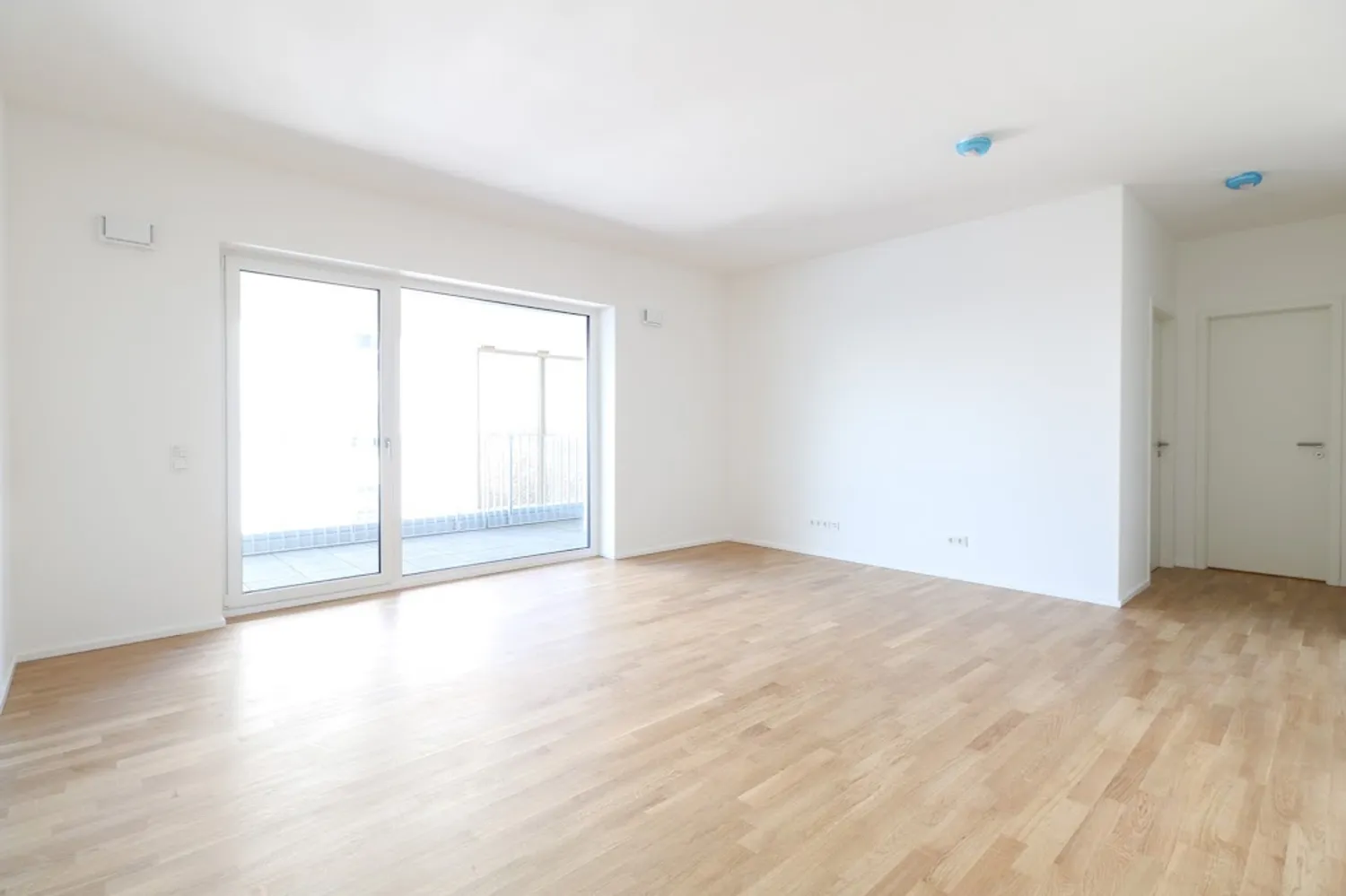 2 room apartment with 70 m² in Frankfurt am Main – Photo 1