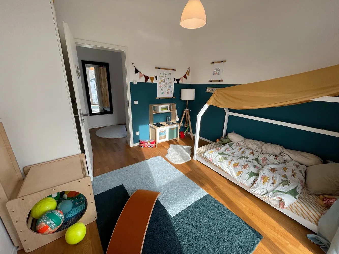 3 Zimmer Wohnung mit 90 m² in Hamburg – Bild 3