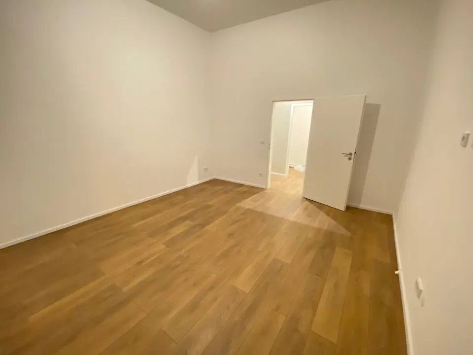 3 Zimmer Wohnung mit 92 m² in Krefeld – Bild 2