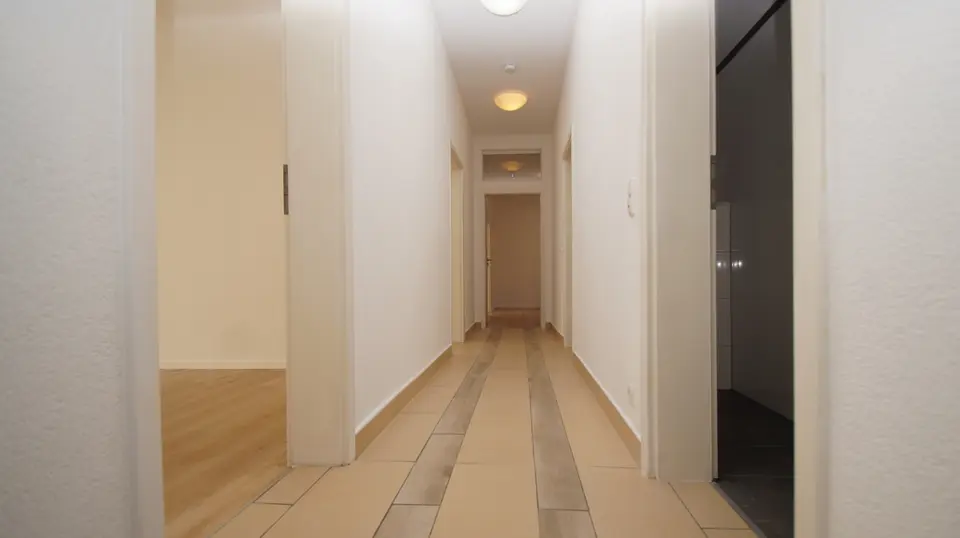 4 Zimmer Wohnung mit 107 m² in Wiesbaden – Bild 9