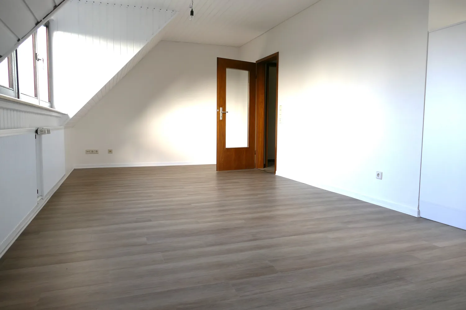 2 room apartment with 40 m² in Cologne – Photo 4