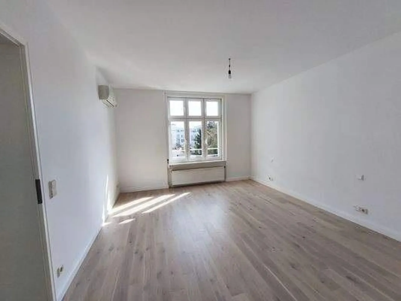 3 Zimmer Wohnung mit 106 m² in Berlin – Bild 4