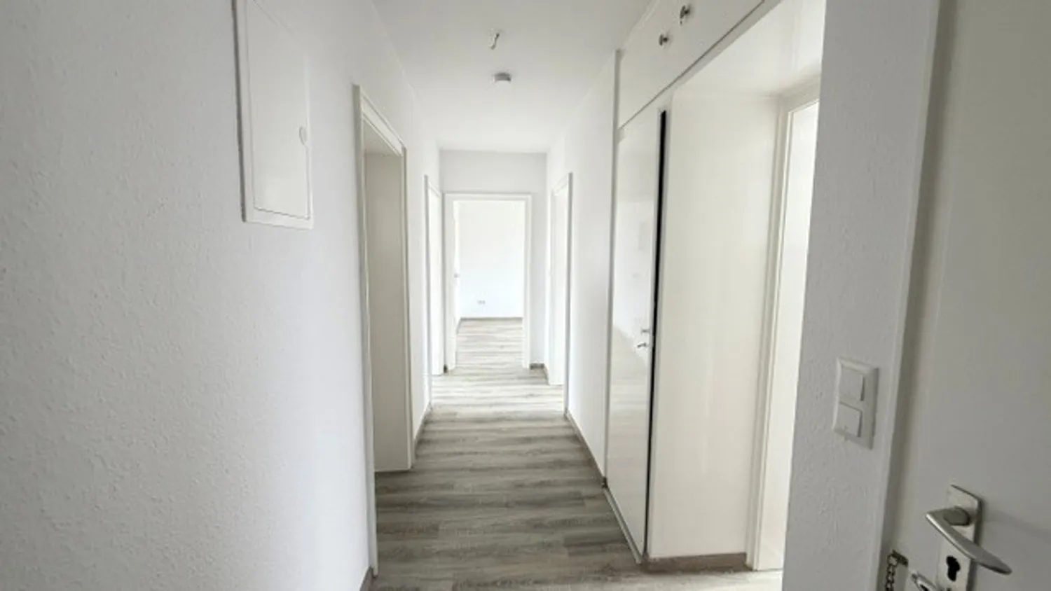 3 Zimmer Wohnung mit 65 m² in Wilhelmshaven – Bild 2