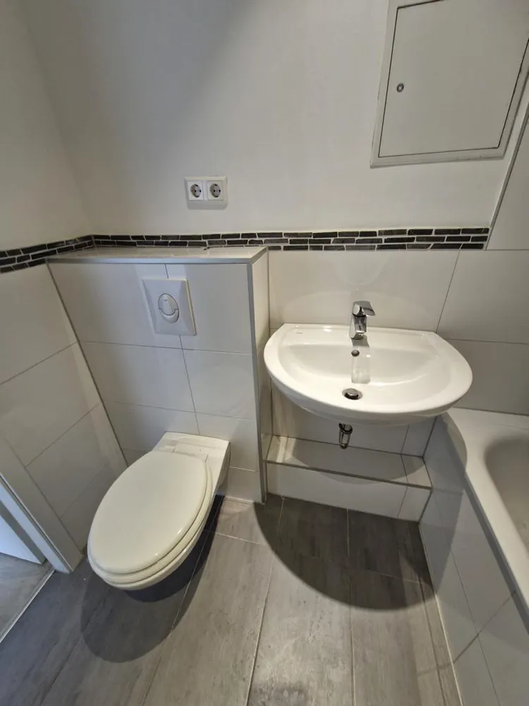 2 room apartment with 56 m² in Magdeburg – Photo 2