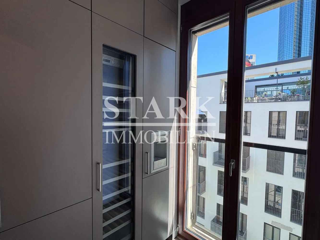 5 Zimmer Wohnung mit 280 m² in Frankfurt am Main – Bild 3