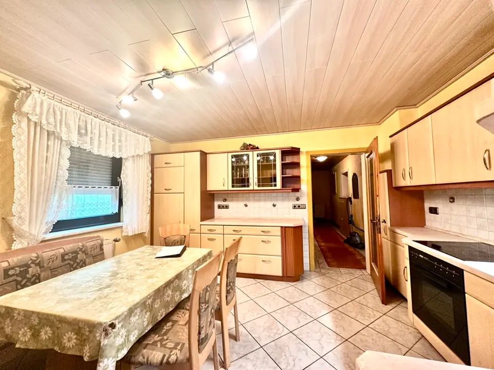 8 Zimmer Haus mit 180 m² in Schmalkalden – Bild 8